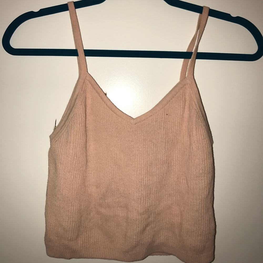Light pink/nude cropped tank
